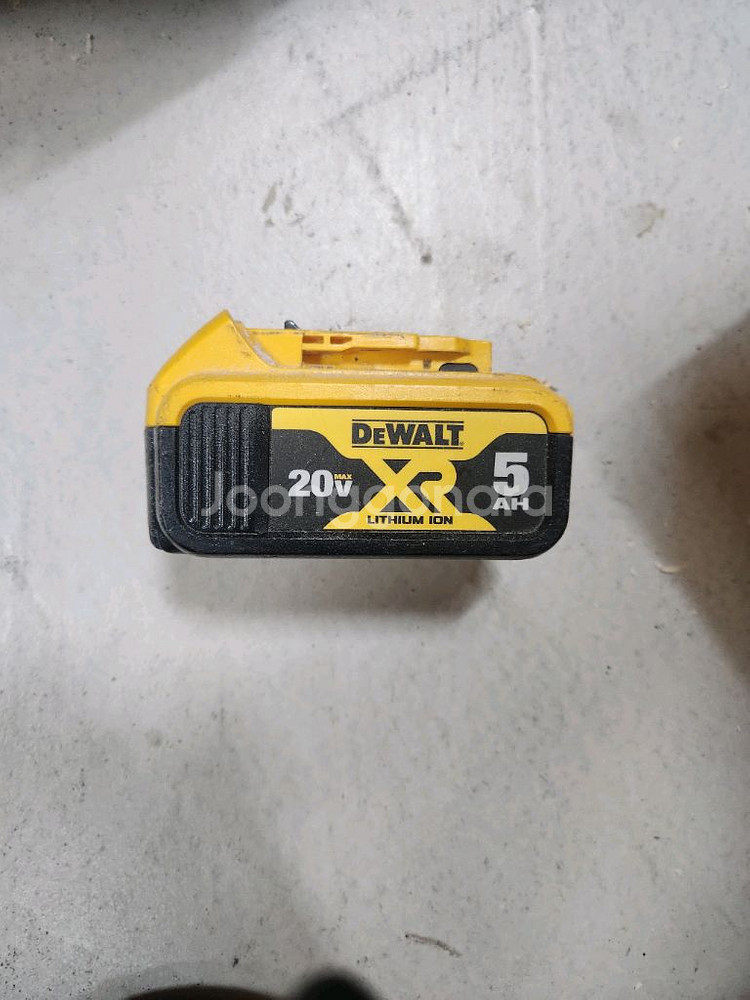 마끼다 해머드릴, 디월트 무선각도절단기, 디월트 집진기--7