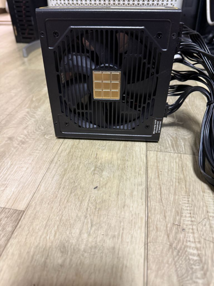 마이크로닉스 클래식iOS 1050W 80plus 골드--2