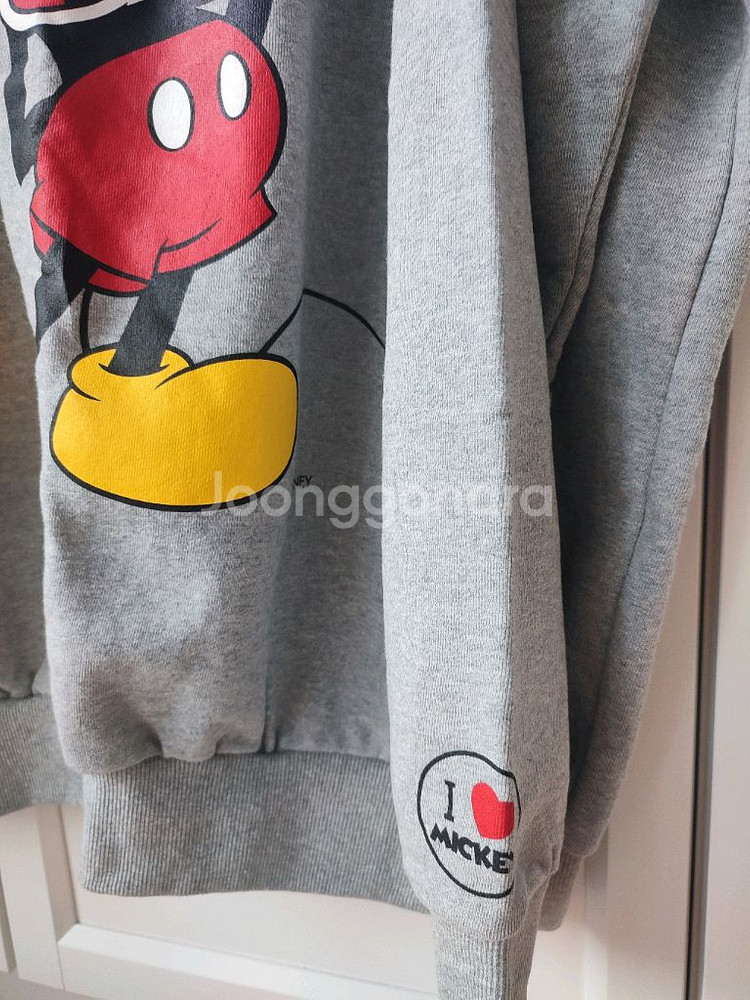 디즈니정품 미키마우스 맨투맨(새상품)-최종가격--2