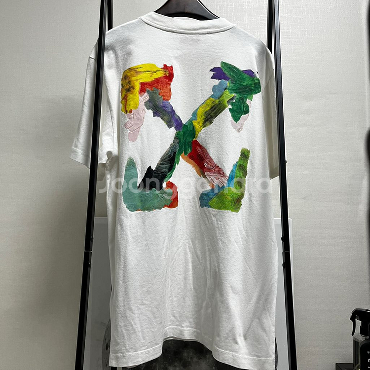 정품 XL) 오프화이트 브러쉬 애로우 티셔츠 100~1--1