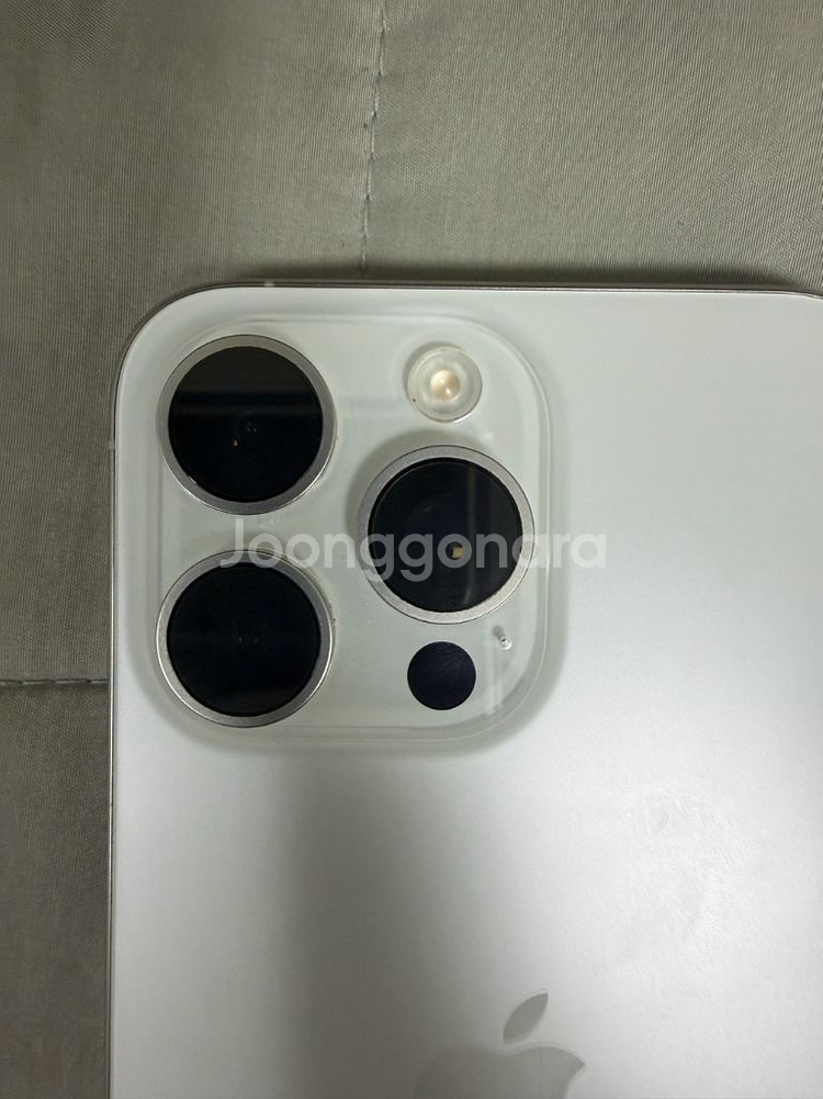 아이폰 15프로 맥스 256GB 화이트--15