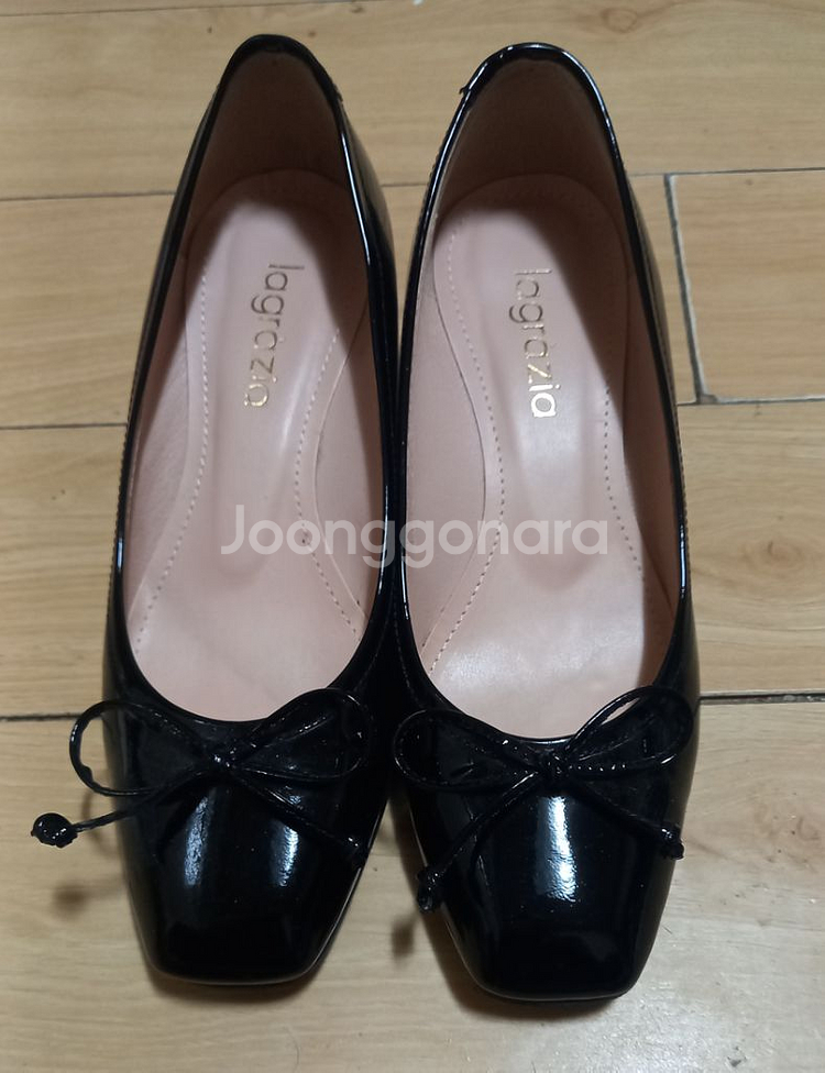 1+1) 라그라치아 천연소가죽 플랫슈즈 힐 225 굽--1