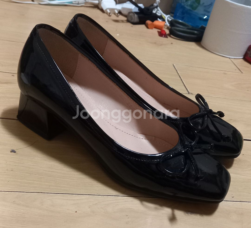 1+1) 라그라치아 천연소가죽 플랫슈즈 힐 225 굽--2