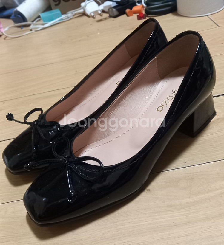 1+1) 라그라치아 천연소가죽 플랫슈즈 힐 225 굽--3