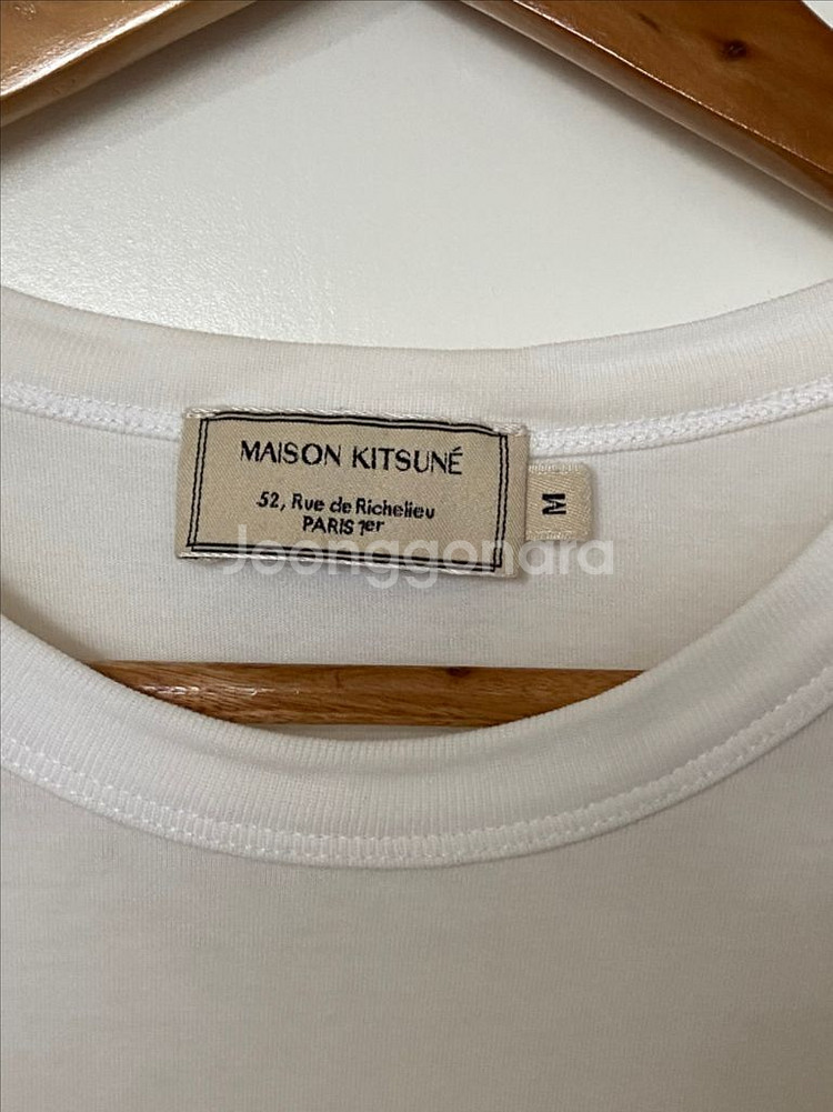 메종키츠네 트리컬러 폭스 패치 포켓 티셔츠 M 화이트--2