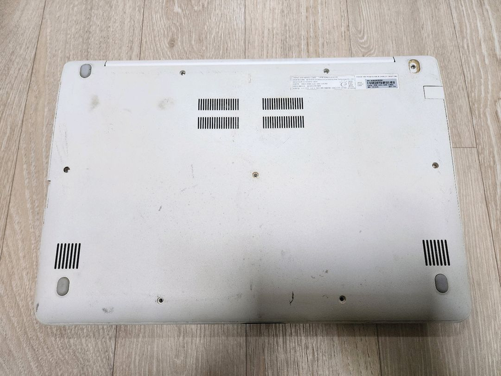 lg15u56 부품용 노트북 팝니다.--3