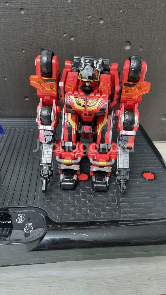 또봇 V 타이탄 세이버 스톰조 2종--1