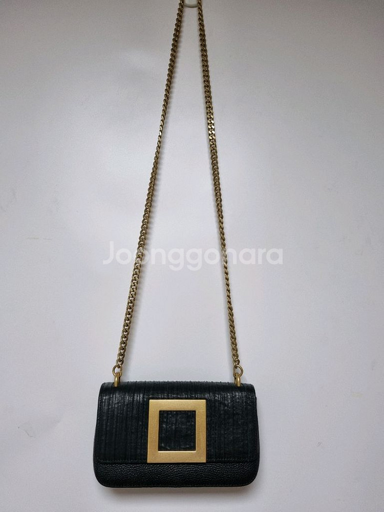 루즈 앤 라운지 블랙 체인백--2