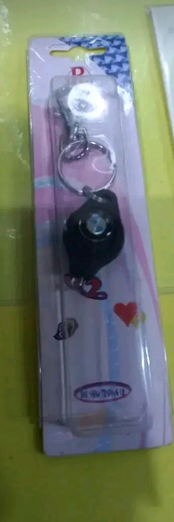 사진1~2번) 레이저열쇠고리 프린세스봉투 요리책 등등--2