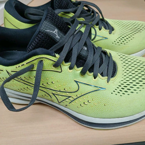 미즈노웨이브라이더25