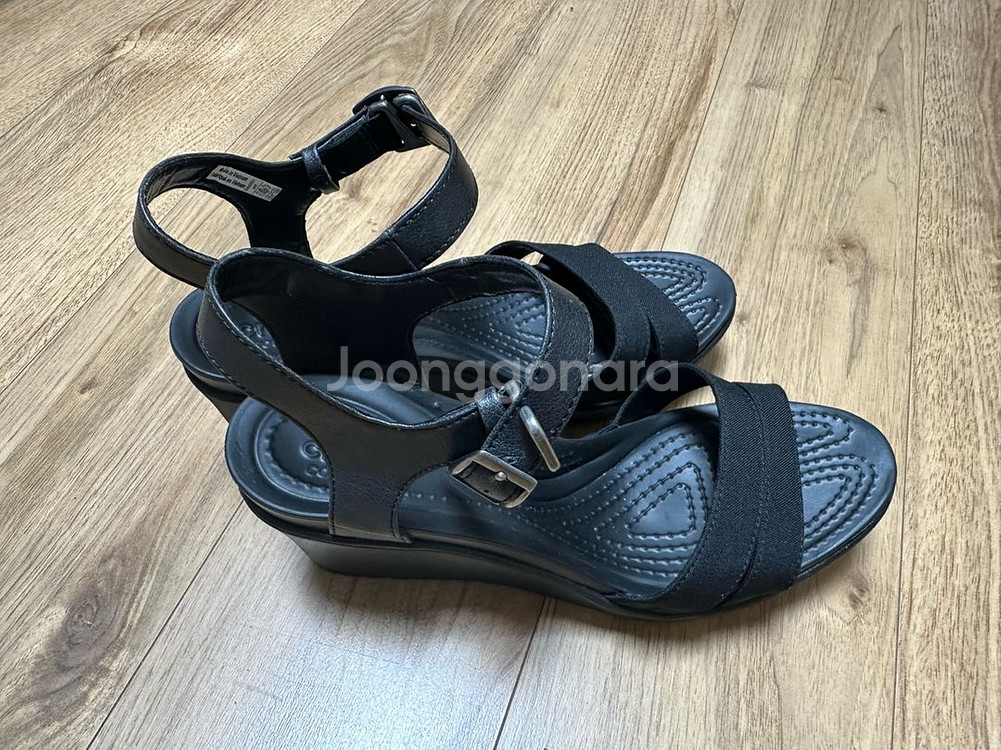 크록스 레이웨지2. w8 새신발--1