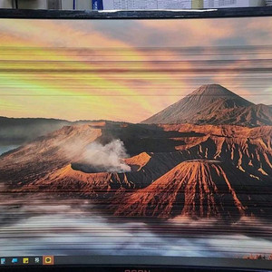 결함있는 AOC AGON 32인치 커브드모니터 중고판매