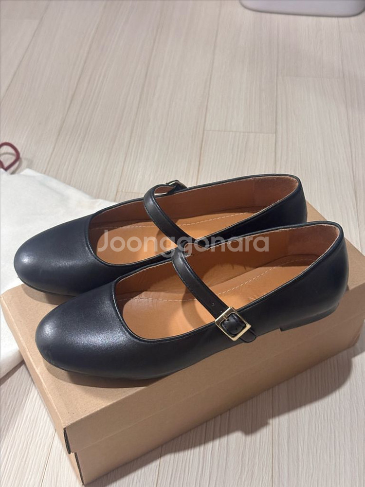 쿠에른 메리제인 로마 컬렉션 240--2