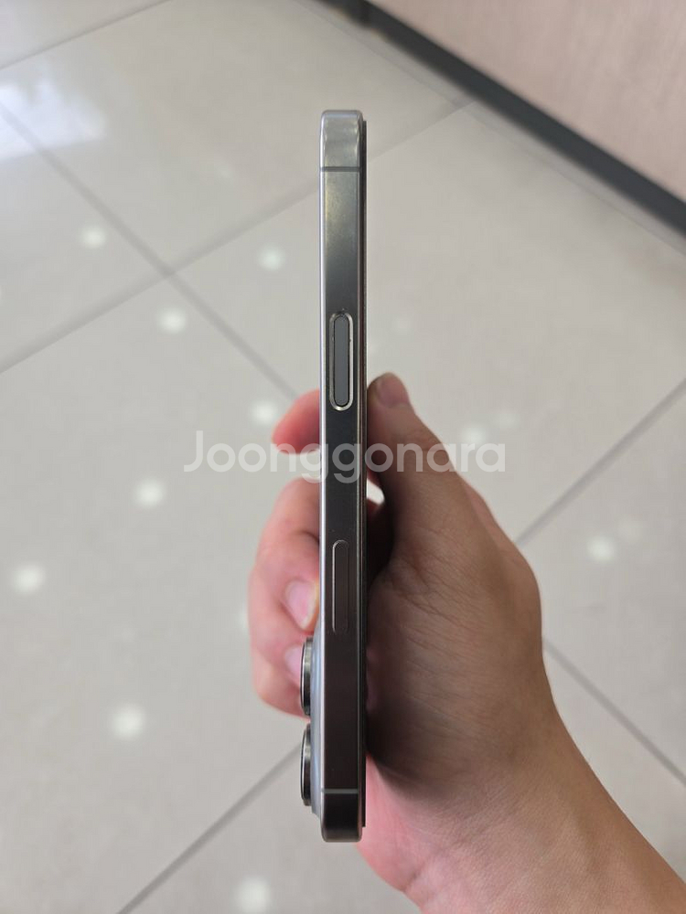 아이폰16프로 256GB--3