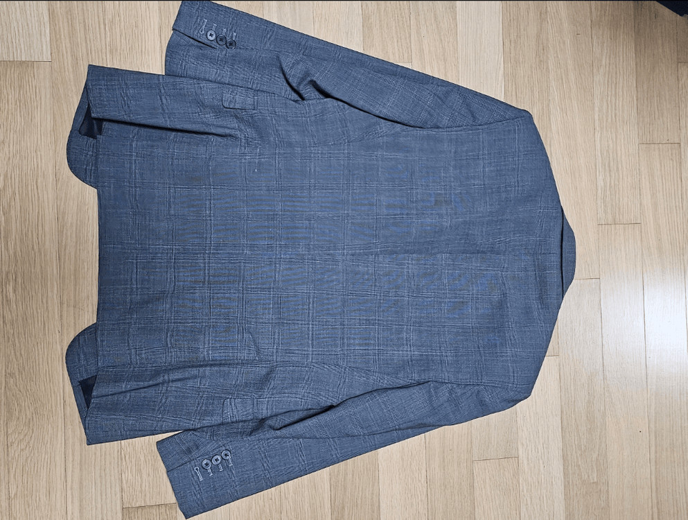 띠어리 글렌체크 봄/가을용 36사이즈(95) 팝니다.--1