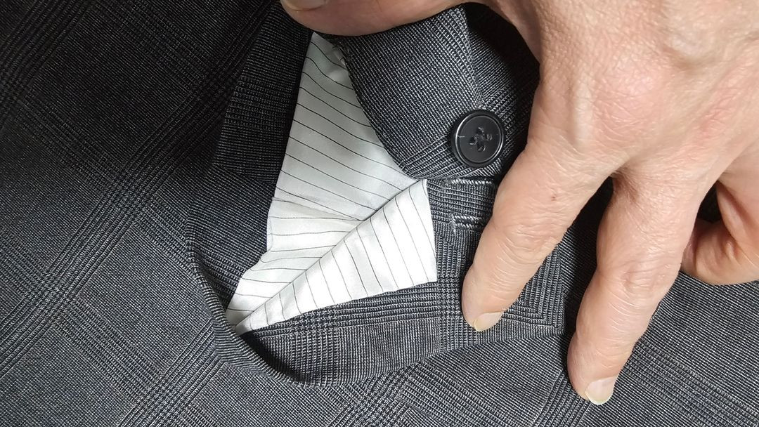 띠어리 글렌체크 봄/가을용 36사이즈(95) 팝니다.--6