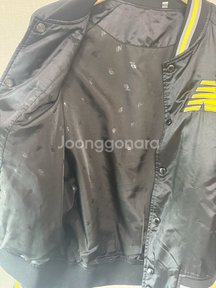 뉴발란스 항공점퍼 95--3