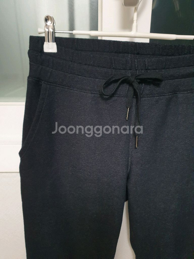 뮬라 웨어 블랙 조거 팬츠--1
