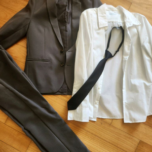 H&M 남아정장 8-9Y