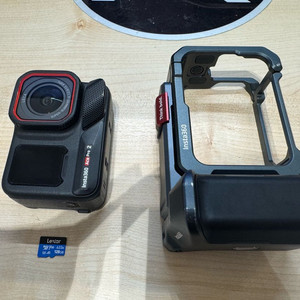 Insta360 Ace Pro 2 액션캠 스냅샷 베터리