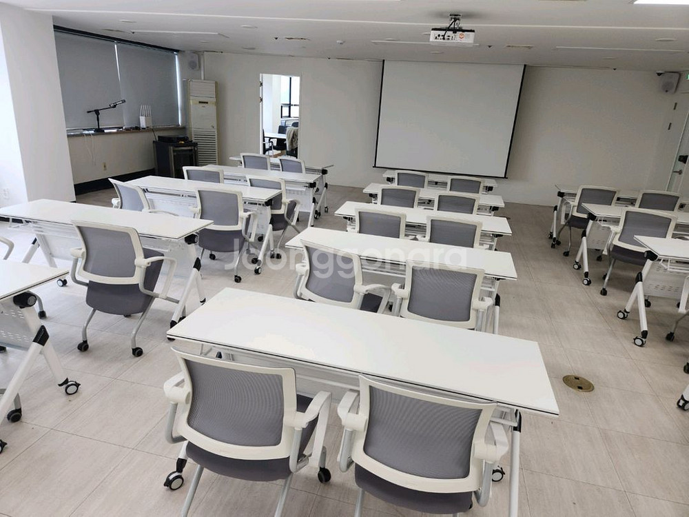 세미나테이블 강의실책상 화이트 신품 강남전시장--6
