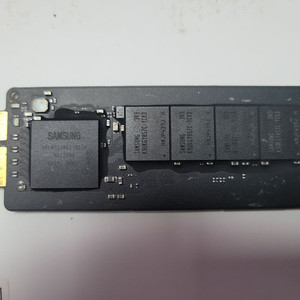 애플 정품 맥북 SSD 1TB 판매합니다