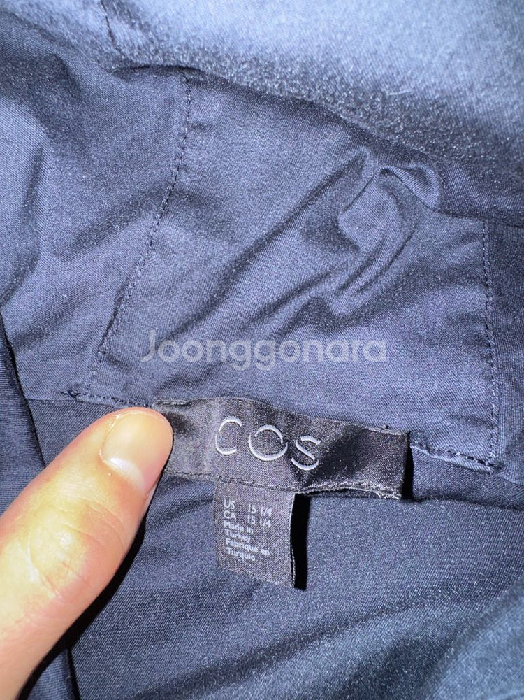 코스 바람막이 cos--1