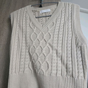 (미착용새상품) 슬로우앤드 베이지 니트 베스트