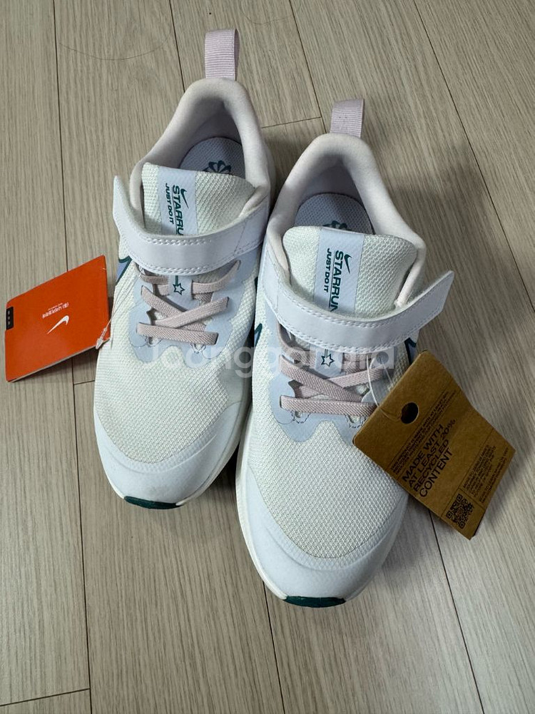 나이키 키즈 아이 신발 운동화 새상품 210 215--2