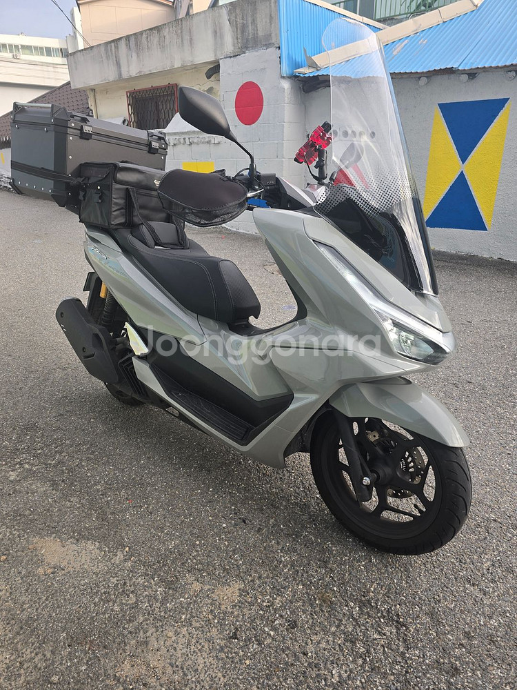 25년식 Pcx125 리스 승계 받으실분--1