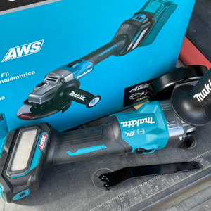 마끼다 40V 속도조절그라인더 GA021G - 몸체