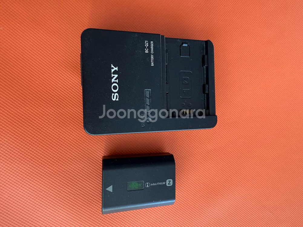 소니 A7M4 팝니다. 상태 A급--9