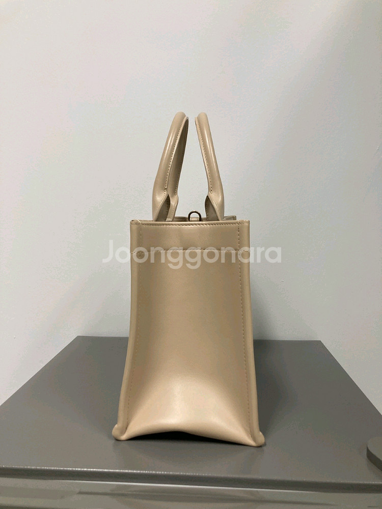 디올 북토트 까나쥬 레더 스몰 토트백--3