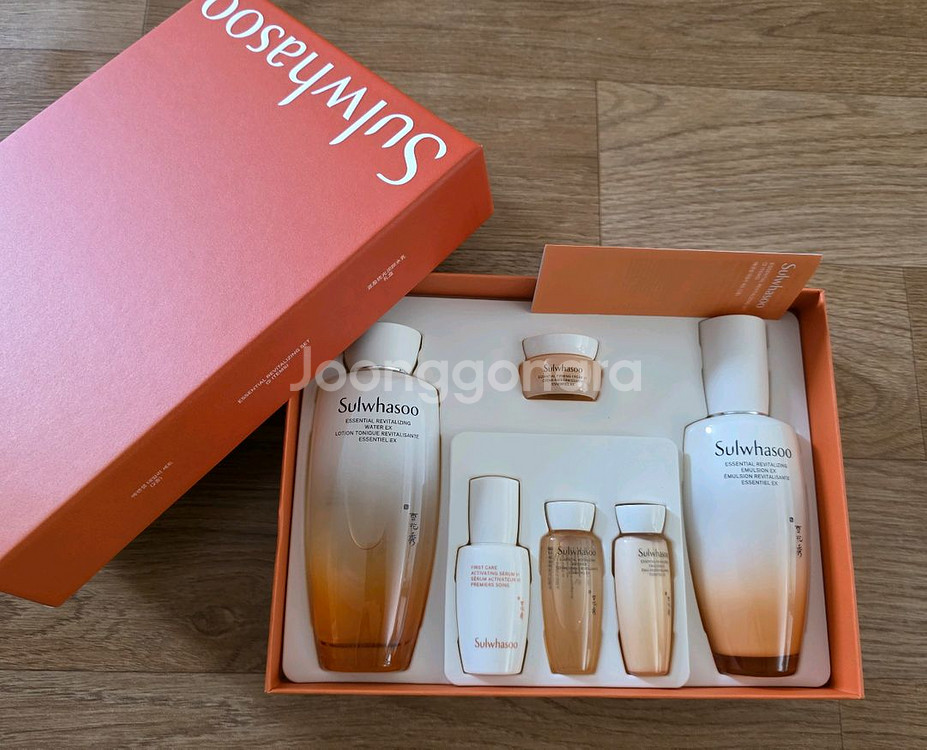 설화수 자음2종,윤조에센스,본윤2종 판매합니다--1