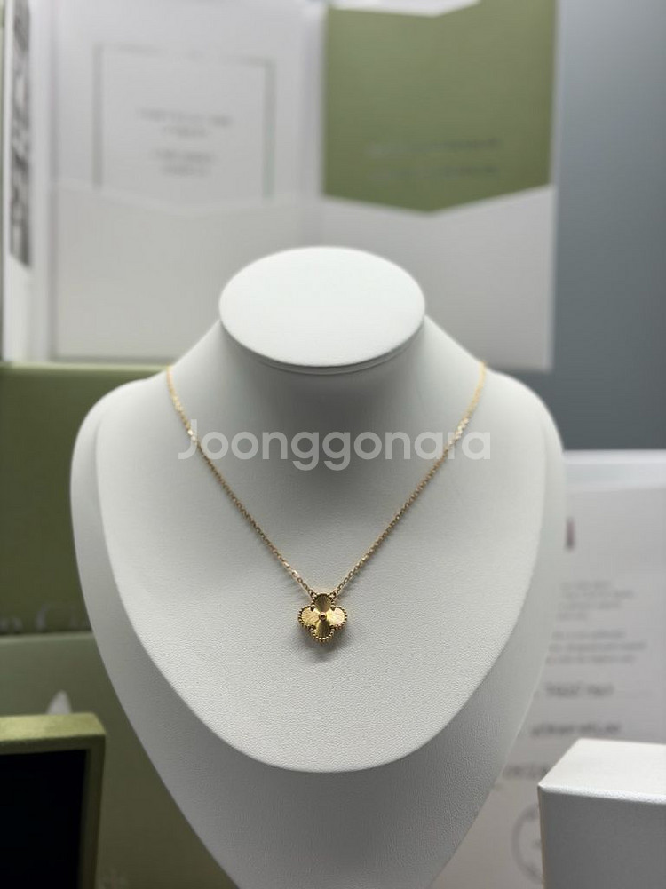 새상품 반클리프아펠 기요세 빈티지 목걸이--0