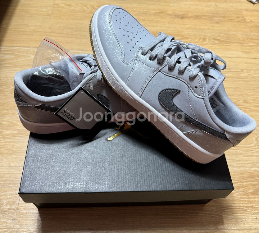 Jordan 1 Low Golf--0