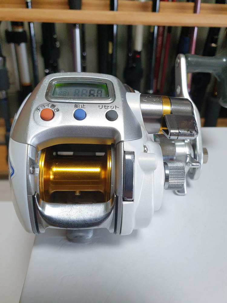 다이와 소형 전동릴 레오브리츠 150 이미지