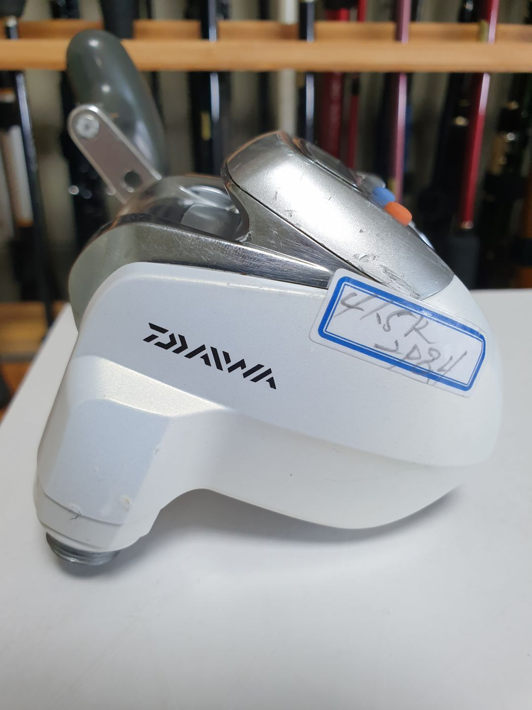 다이와 소형 전동릴 레오브리츠 150 이미지