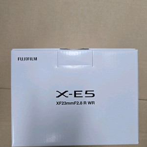 후지필름 x-e5kit 미개봉 신품 팝니다
