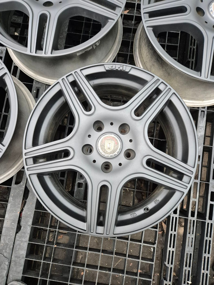 16인치 코나 니로 셀토스 아반떼MD 아반떼AD 이미지