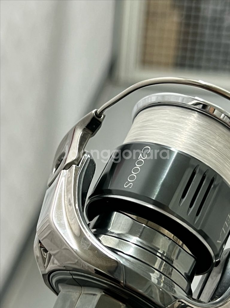 시마노 22스텔라 c2000s 윤성정품 판매합니다.--2