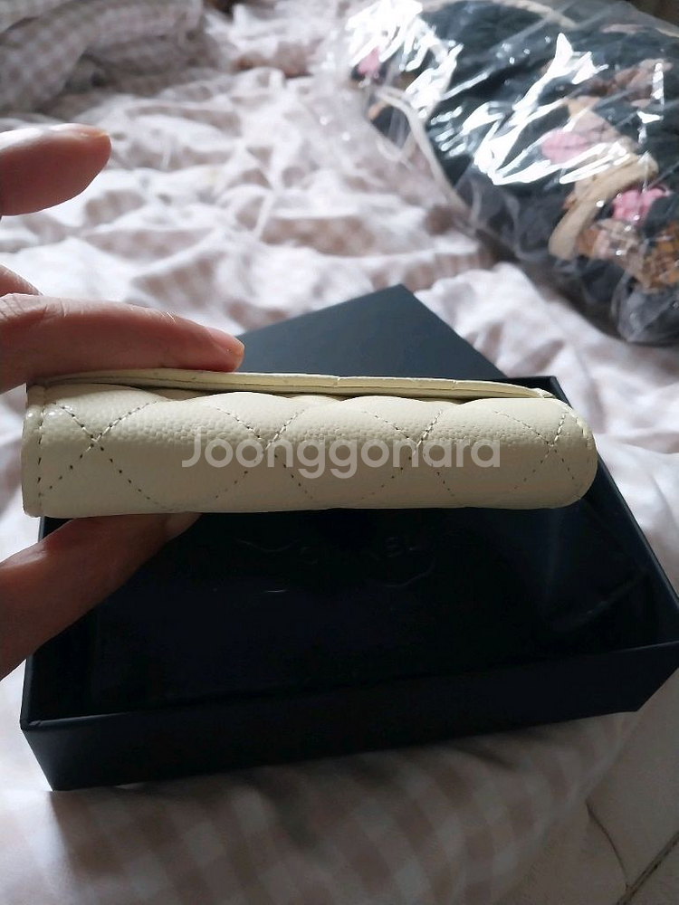 정품 샤넬 클래식 캐비어 똑딱이 카드지갑 새상품--4