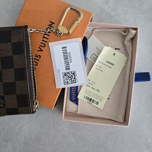 루이비통 정품 다미에 키파우치