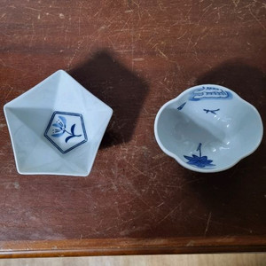 옛청화백자잔두점