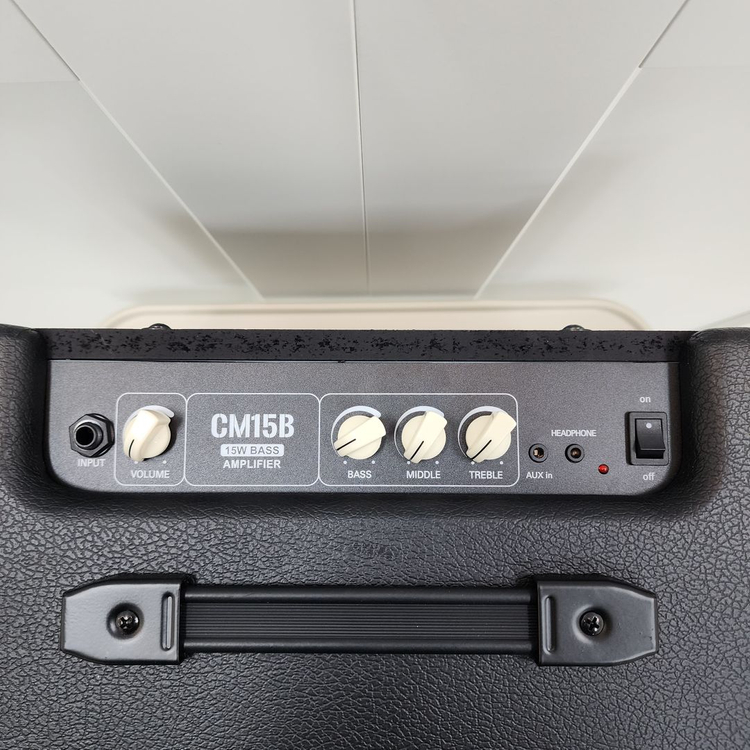 콜트 베이스기타 앰프 15와트 CM15B 이미지