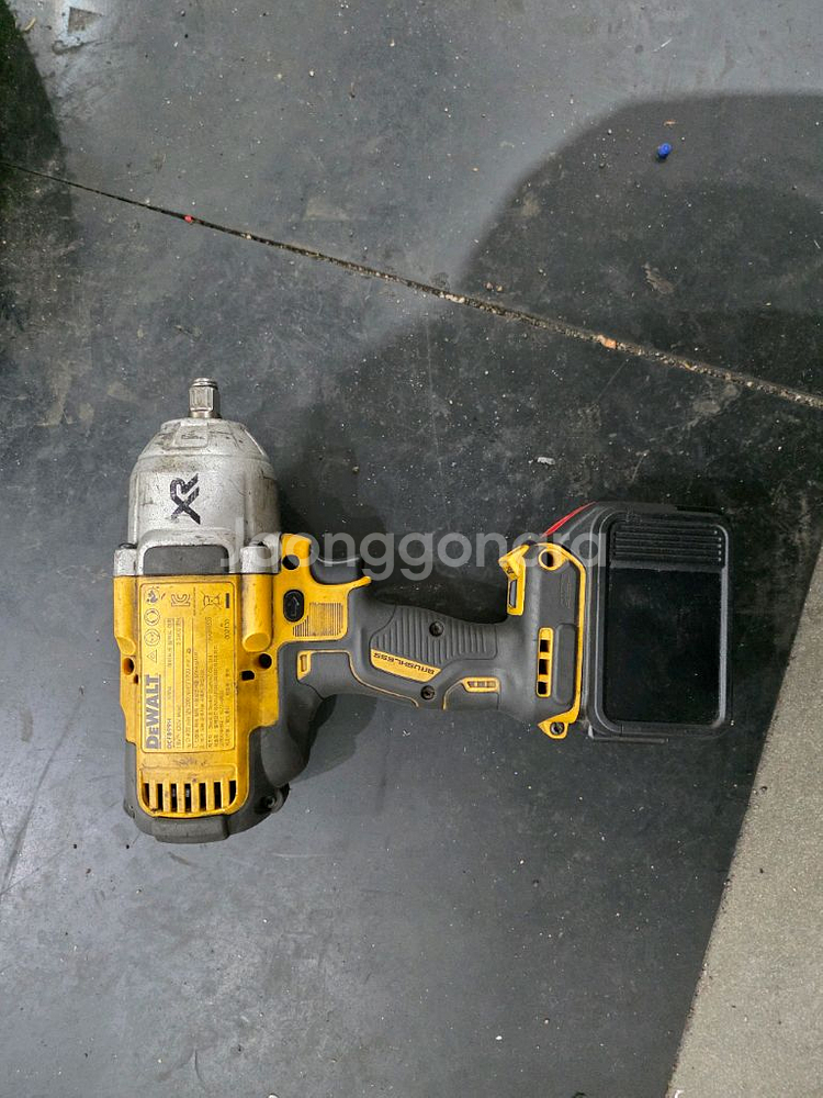 디월트 하이토크 충전 임팩 팝니다.--0