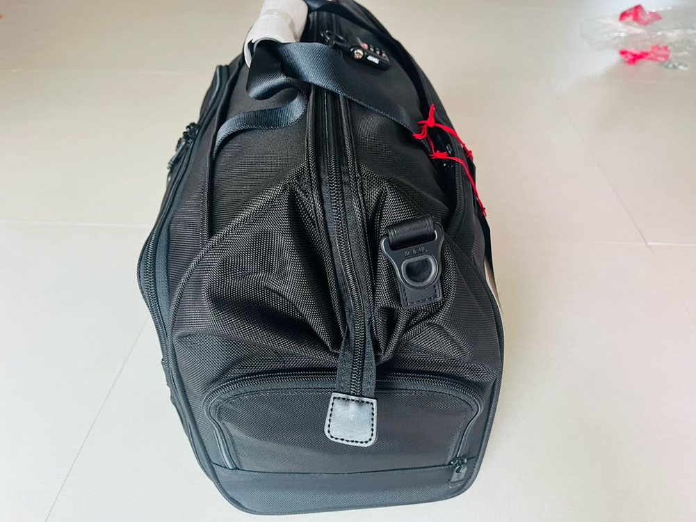 투미 프레임드 소프트 보스턴백 더플백--3