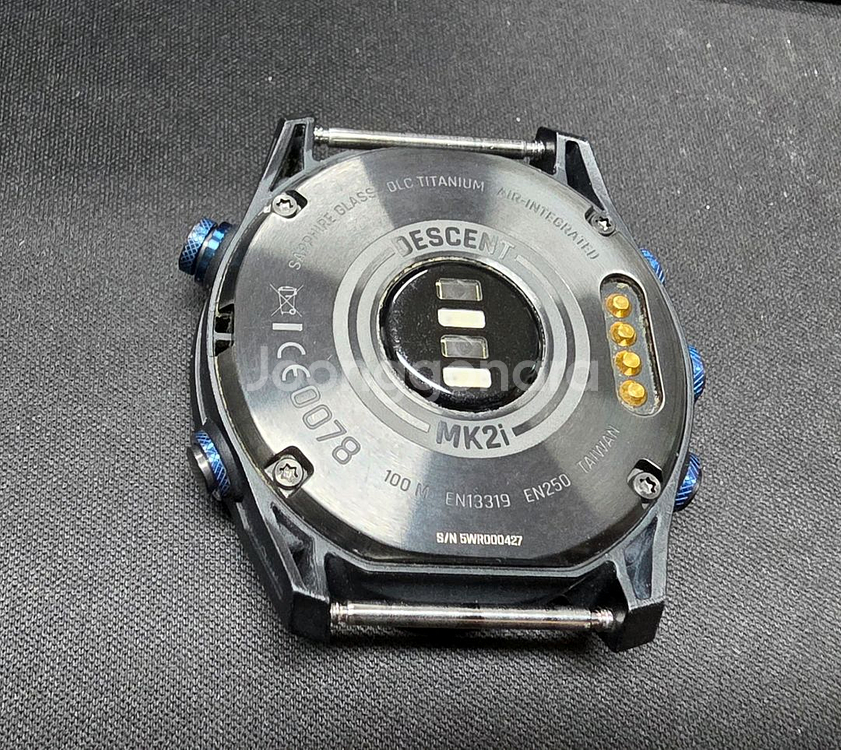 가민 디센트 Mk2i 다이버 시계--3