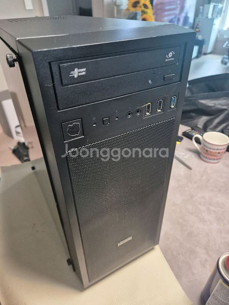 PC 케이스 상태좋고 + 파워 500W 작동잘됩니다--0