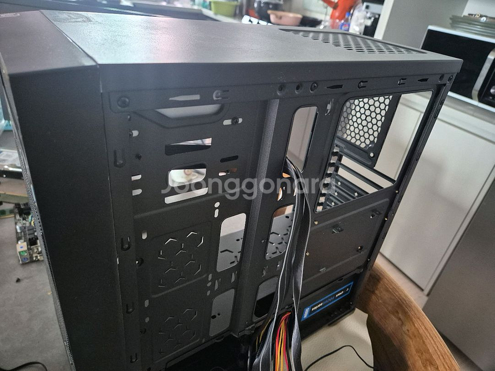 PC 케이스 상태좋고 + 파워 500W 작동잘됩니다--5